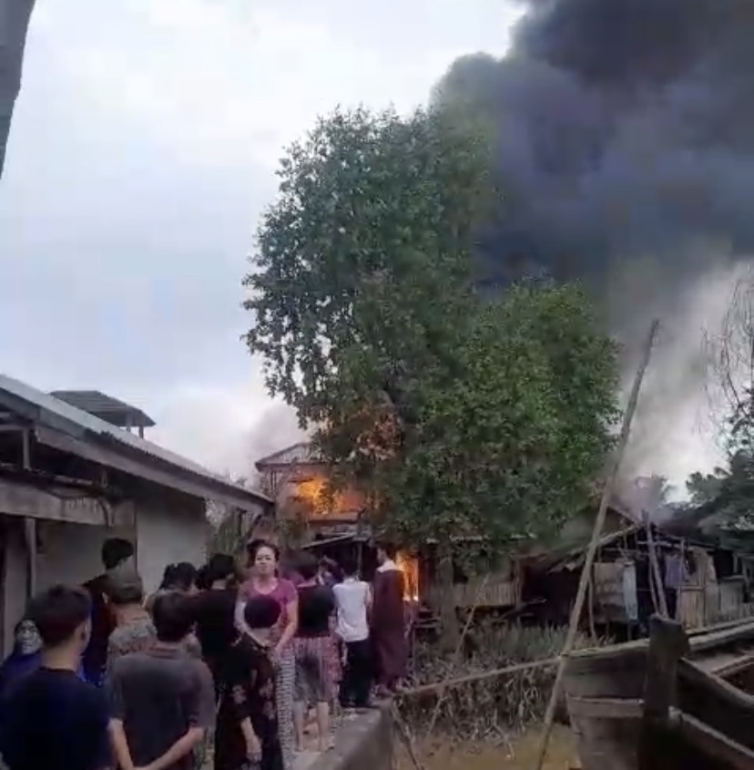 Dua Rumah di Tembilahan Hilir Terbakar