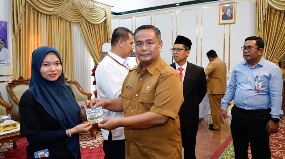 Bayar Retribusi Sampah Kini Bisa Pakai QRIS BRK Syariah, Pemkab Karimun Wujudkan Transaksi Digital yang Mudah dan Praktis