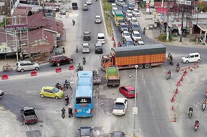 Kenderaan ODOL Makin Marak di Riau, Ketua Komisi IV DPRD Riau Minta Forkopimda dan TNI Dilibatkan