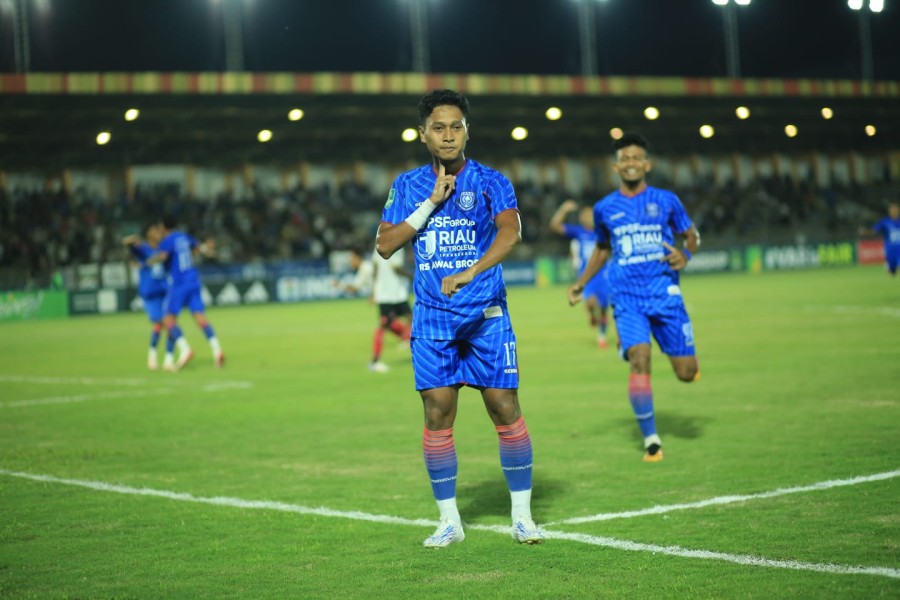 PSPS Pekanbaru Unggul 1-0 atas Persekat Tegal di Babak Pertama