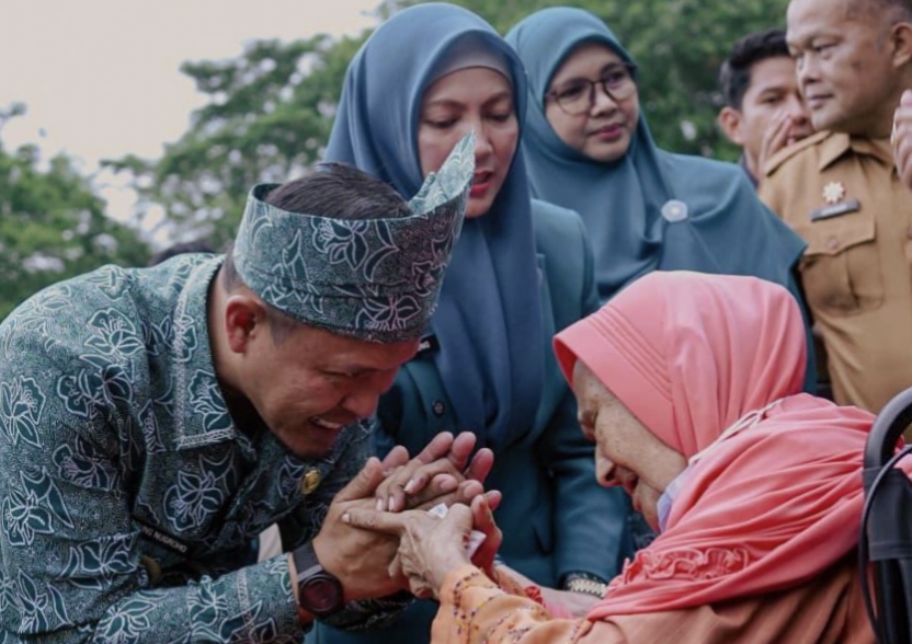 Puncak HKG PKK ke-54, Pemko Pekanbaru Salurkan 2.500 Paket Sembako untuk 5.000 Kader