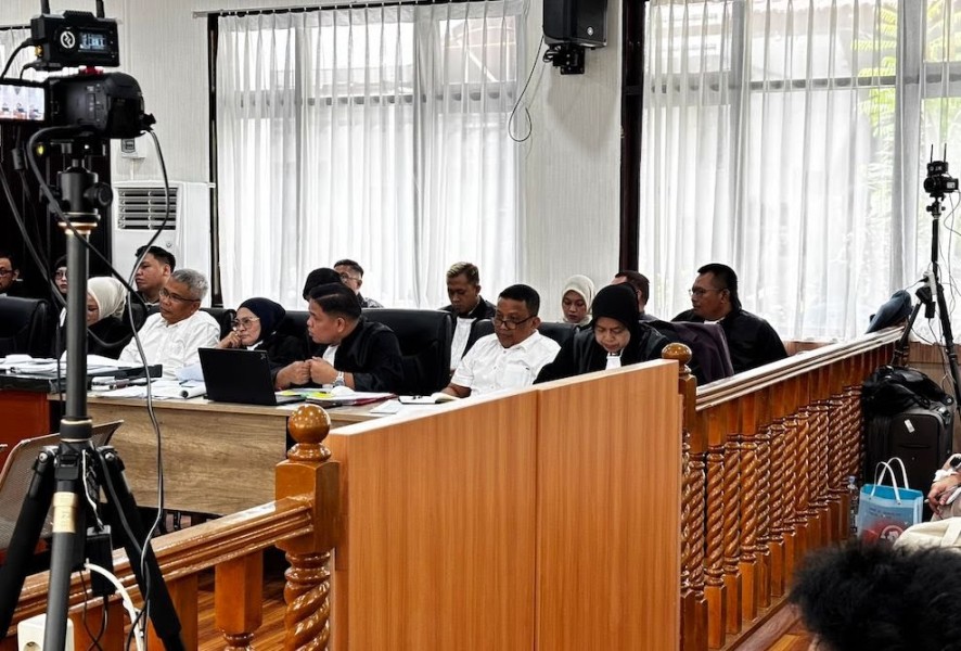 Abdul Wahid Jalani Sidang Secara Marathon, 4 Saksi dari PUPR Riau Kembali Dihadirkan