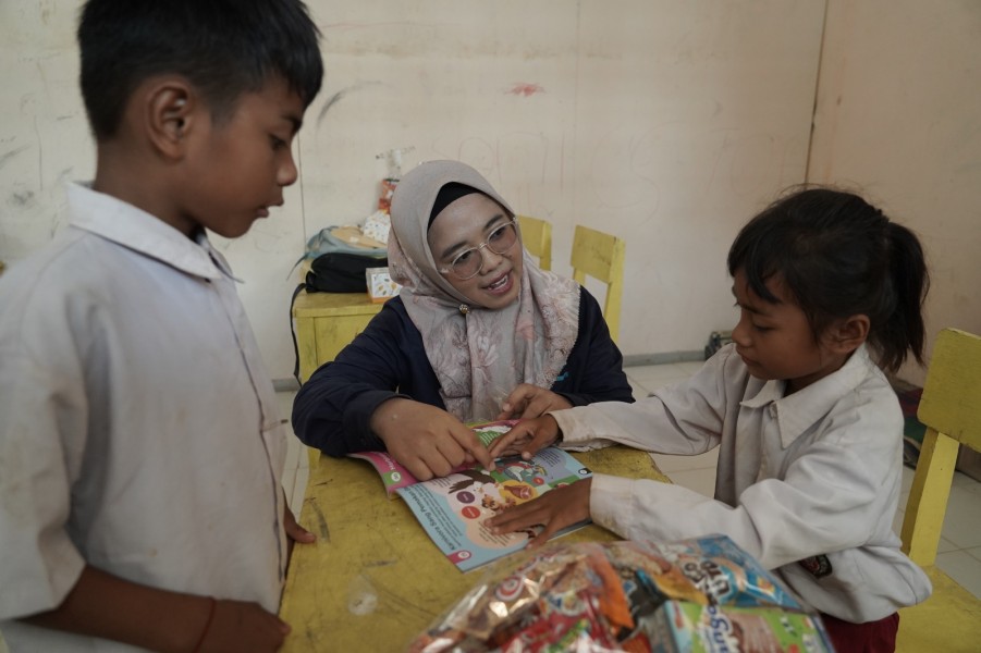 Gerakkan Perubahan Betkelanjutan, Srikandi PLN NP UP Tenayan Dorong Aksi Pemberdayaan dan Pendidikan di Momen Hari Kartini