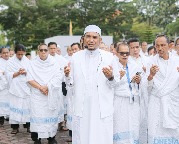Haru dan Penuh Syukur, Zaimar Wujudkan Impian Haji Setelah 10 Tahun Menunggu