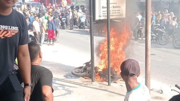 Kabur dari Kejaran Massa, Seorang Wanita di Pekanbaru Malah Jadi Korban Ditabrak Pelaku Jambret