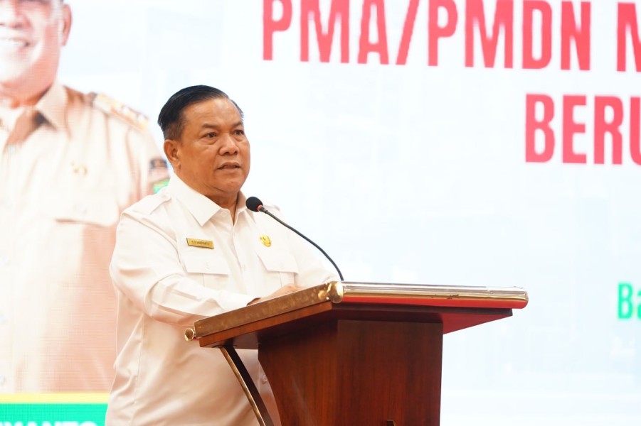 Dongkrak  PAD, Plt Gubri Minta Sektor Usaha Dukung Investasi Riau
