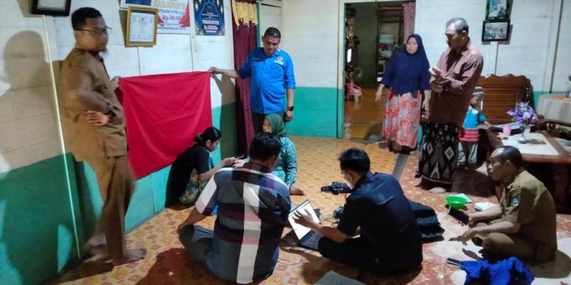 Prioritas Pemkab, Layanan Kependudukan Bupati Kasmarni Jangkau Rumah Warga