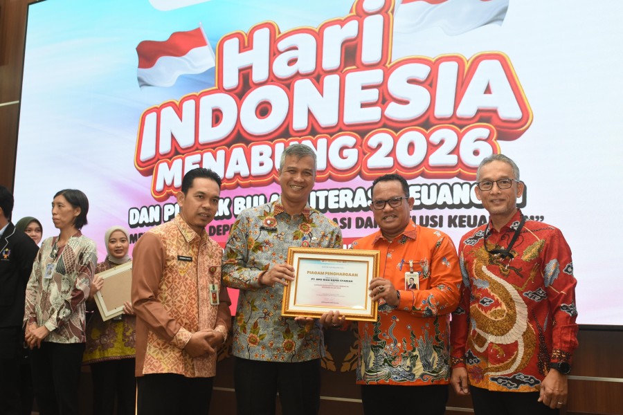 BRK Syariah Raih Dua Penghargaan Program KEJAR 2026 dari OJK Riau