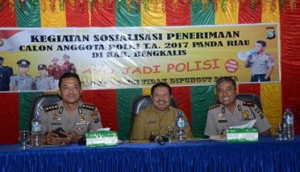 Bupati Amril Hadiri Sosialisasi Penerimaan Calon Anggota Polri di Duri