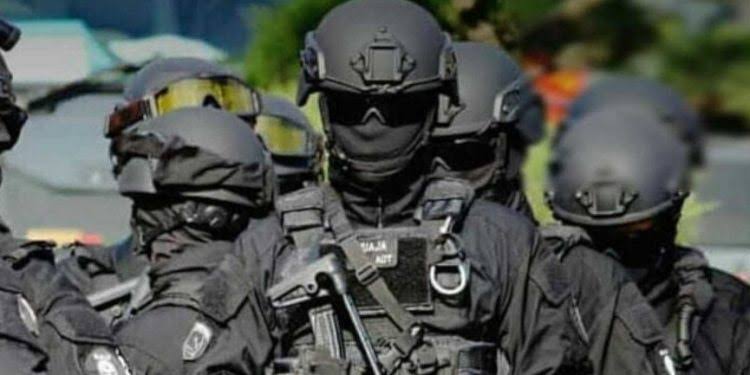Densus 88 Amankan Sejumlah Terduga Teroris di Dumai Riau