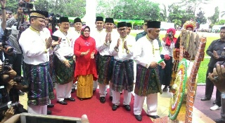 Gubri Arsyadjuliandi Rachman Buka Pacu Jalur Even Nasional Kuantan Singingi 2017