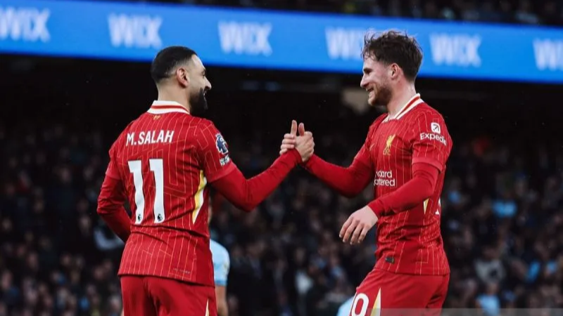 Salah Sumbang Satu Gol dan Satu Asis, Liverpool Permalukan Manchester City 2-0