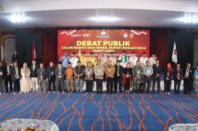 Debat Publik Pilkada Rokan Hulu 2024 Berlangsung Lancar Dan Kondusif