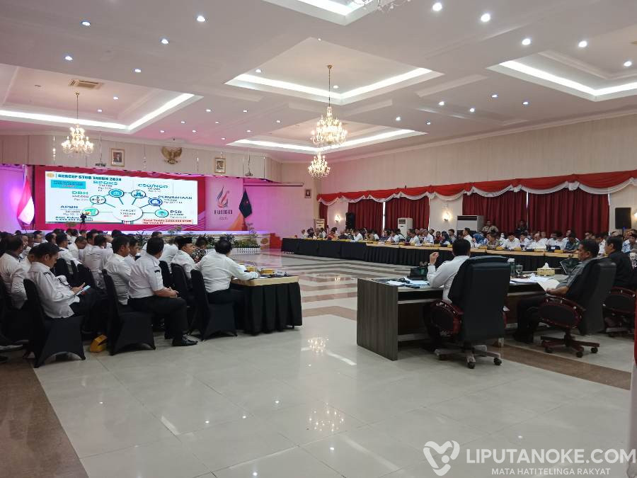 Sering Berkonflik dengan Masyarakat, Gubri Edy Natar Kumpulkan Toke Sawit se Riau