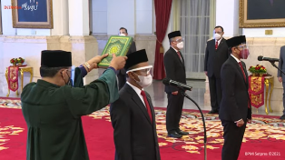 Presiden Jokowi Lantik Menteri Investasi/Kepala BKPM, Mendikbudristek, & Kepala BRIN