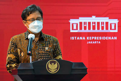  Pemerintah Intensifkan Pelaksanaan Vaksinasi Bagi Lansia