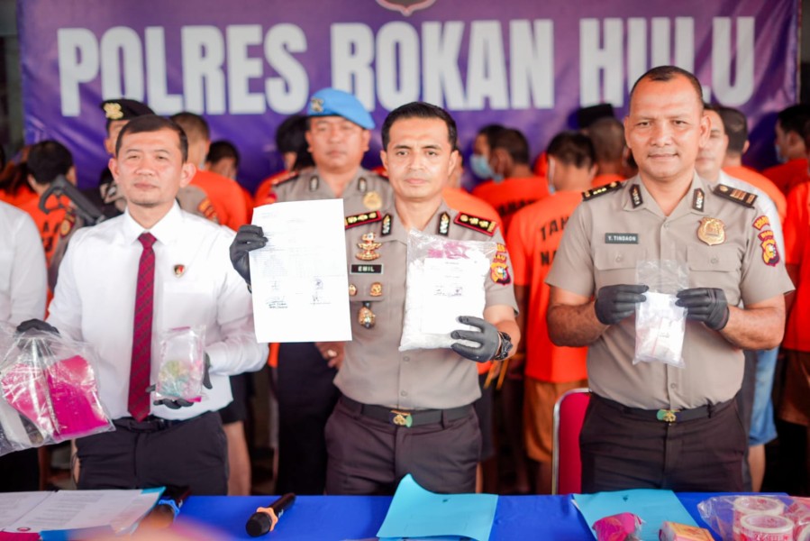 Bandar Narkoba di Rambah Ditangkap, Polisi Sita 1,03 Kg Sabu dan 246 Butir Ekstasi