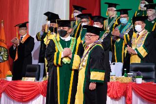 Komjen Pol Prof Dr Gatot Eddy Pramono Msi Dikukuhkan Sebagai Guru Besar Kehormatan UR Bidang Ilmu Hukum