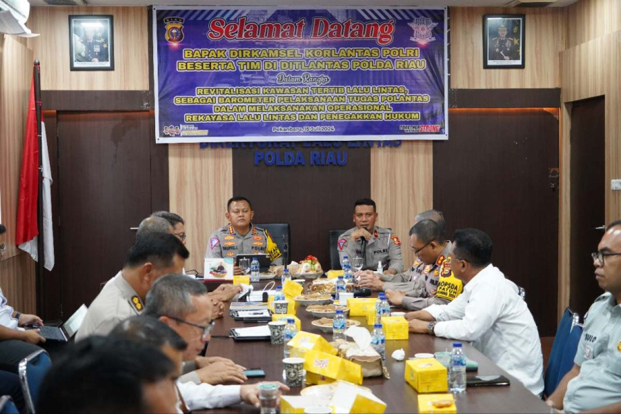 Korlantas Polri Sambangi Polda Riau, Ini yang Dibahas