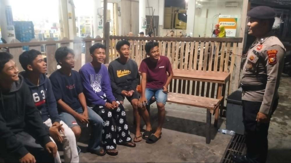 Polsek Tempuling Gelar Patroli KRYD Cegah Gangguan Kamtibmas Pilkada 2024