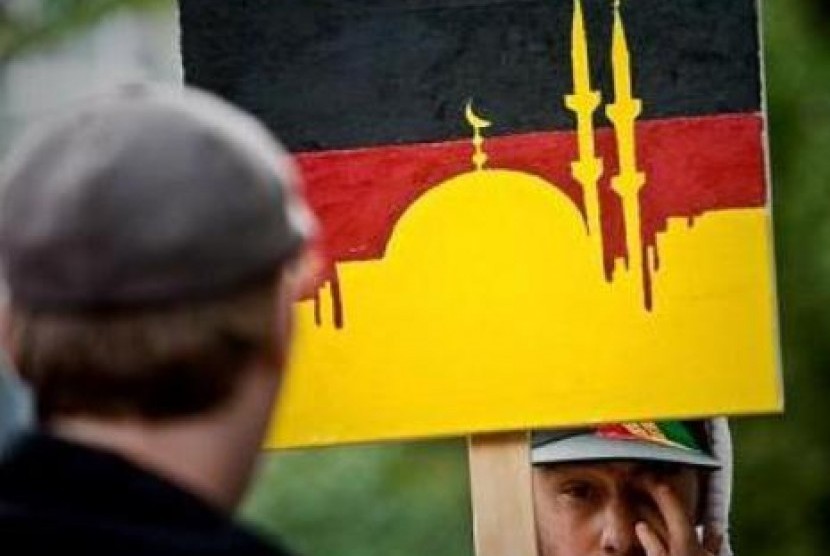 Siswa Muslim di Jerman Dilarang Beribadah 