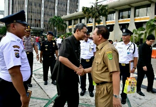 Sekda Inhil Ikuti Apel HUT Satpam Tingkat Provinsi di Pekanbaru