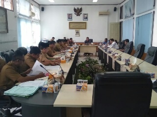 Kritisi Proyek 2019, Komisi III Hearing Pemkab Kuansing