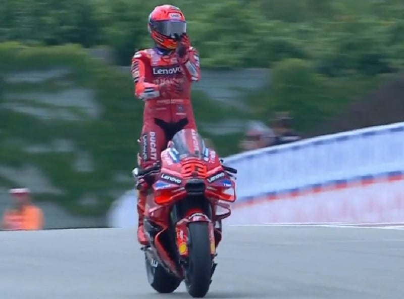 Makin Mendunia, Marc Marquez Aura Farming, Selebrasi Pacu Jalur Usai Juarai MotoGP Jerman