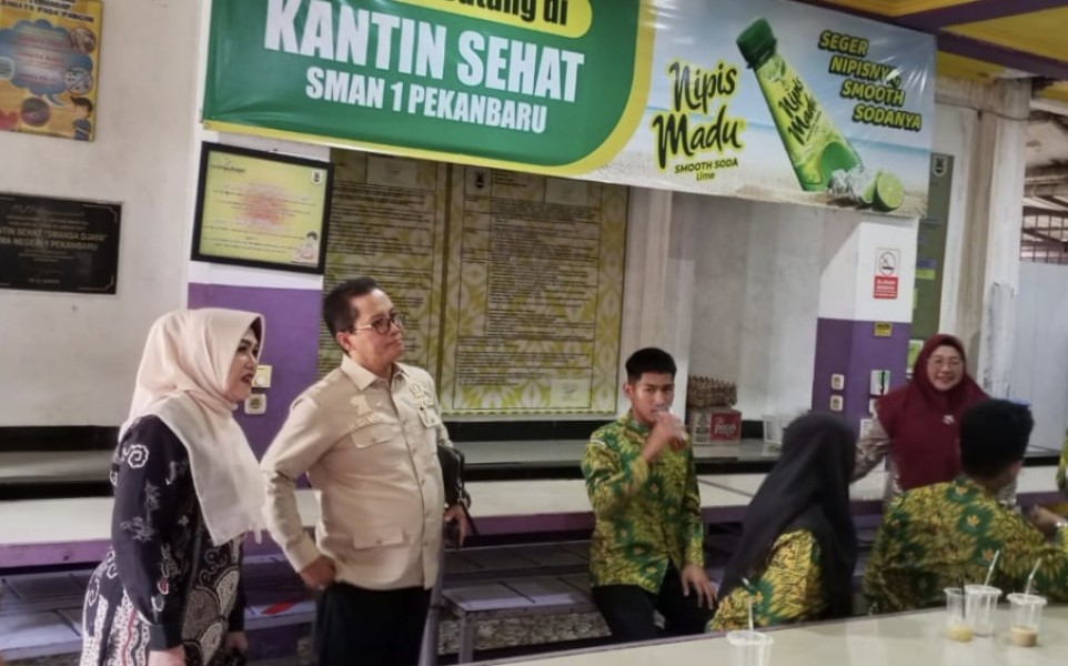 Dilarang Berbisnis di Atas Aset Pemerintah, Komisi III DPRD Riau Sidak SMAN 9 dan SMAN 1