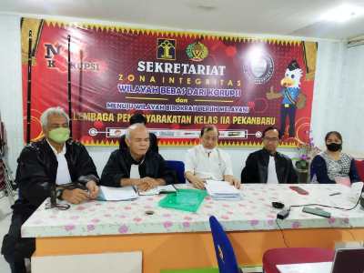 Tersangka Raja Thamsir Minta Sidang Digelar Pekanbaru, Pengacara: Dakwaan Jaksa Tidak Cermat