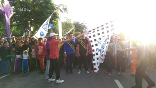 Ribuan Warga Ikuti Gerak Jalan Santai dan Senam Sempena HUT Meranti Ke-8