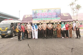 Polres Inhu Dirikan Posko Kesehatan Untuk Korban Dampak Kabut Asap