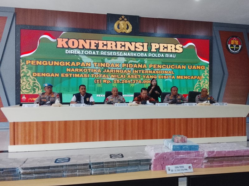 Bandar Narkoba Dimiskinkan, Polda Riau Sita Uang Rp15 Miliar