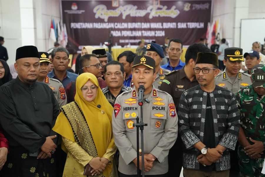 Rapat Pleno Terbuka Penetapan Bupati dan Wakil Bupati Pilkada Siak Berjalan Aman dan Lancar