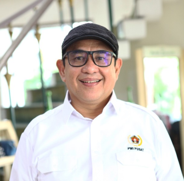 PWI Pusat Terbitkan Edaran Rangkap Jabatan, Perpanjangan KTA dan Donasi Kemanusiaan Bencana Sumatera