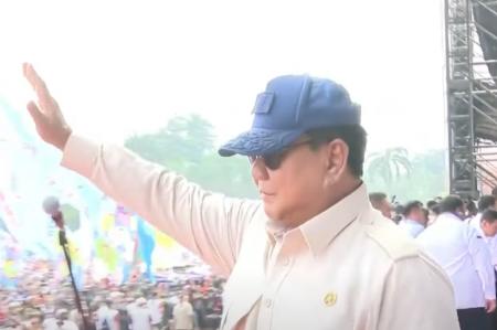 Di Hadapan  Ribuan Buruh, Prabowo Tegaskan  Siap Hapuskan Sistem Outsourcing Pekerja