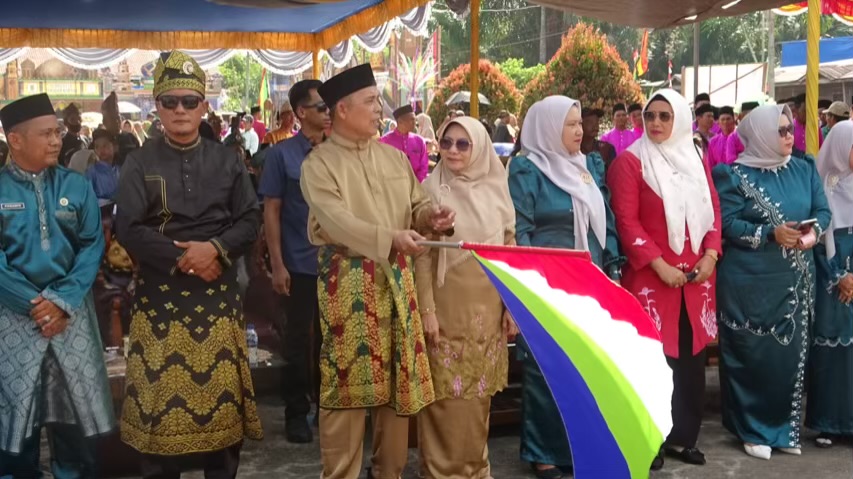 Bupati Herman Buka MTQ ke -29 Kecamatan Gaung dan Lepas Pawai Ta'aruf