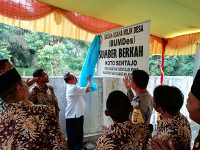 Camat Sentajo Raya Hadiri Peresmian Serta Lauching BumDes Sumber Berkah