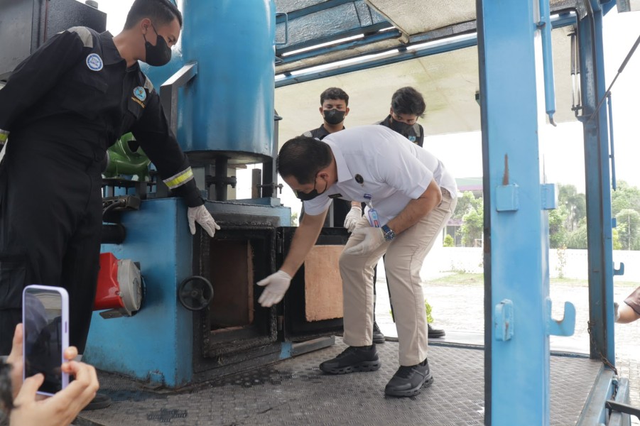 BNNP Riau Musnahkan 4,9 Kg Sabu Jaringan Lintas Provinsi, Dikendalikan dari Dalam Lapas Batam