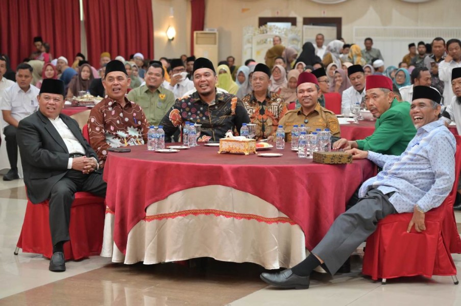 Terkenang Masa Kuliah, Gubri Wahid Bangga Menjadi Alumni UIN Suska