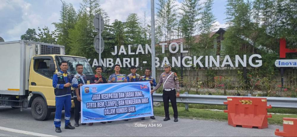 Sembari Tingkatkan Patroli dan Peneguran di Tol, Ditlantas Polda Riau Juga Sosialisasi Pilkada Damai