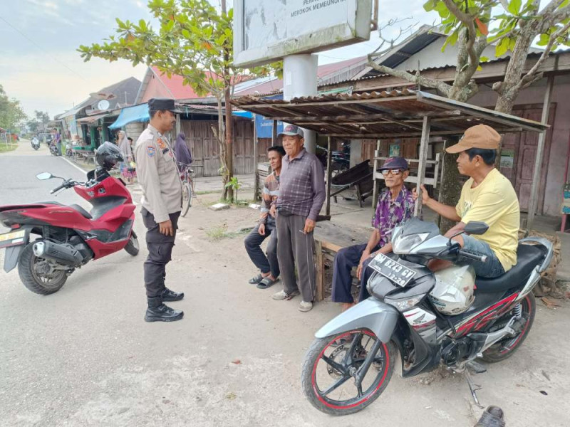 Datangi Tukang Ojek, Polsek Tempuling Ajak Sukseskan Pilkada 2024