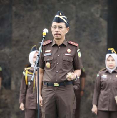 Kepercayaan Masyarakat Sentuh Level Tertinggi, Ini Pesan Kajati Riau untuk Jajarannya