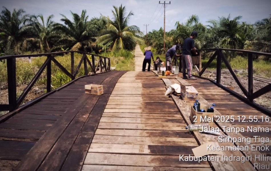 Gubri Wahid Tepati Janji, Jembatan Lapuk di Parit Gading Enok Berubah Jadi Baru