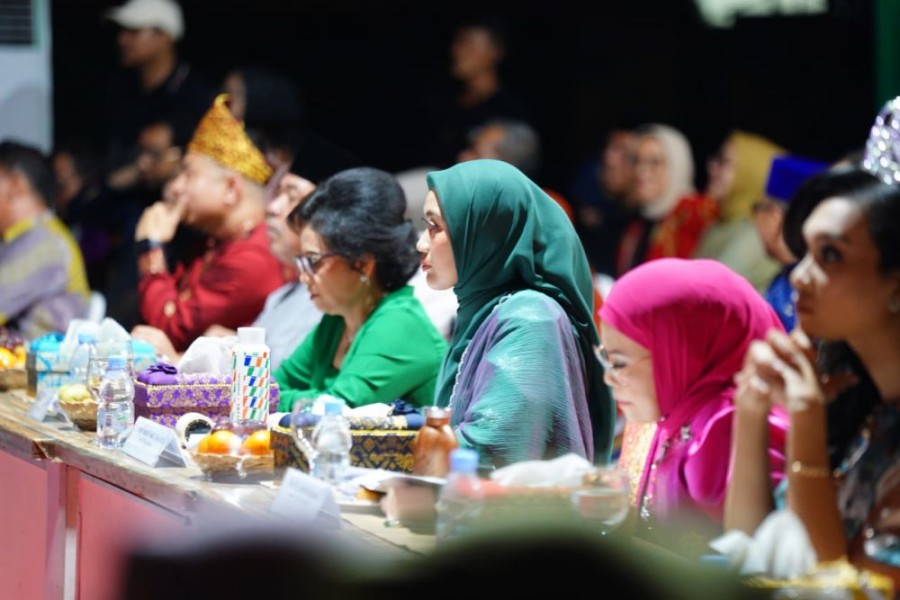 Jadi Juri Ajang Bujang Dara Riau 2025, Henny Wahid: Semoga Bisa Mempromosikan Riau