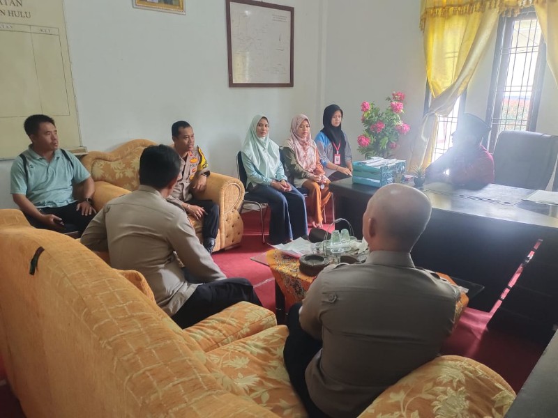 Bersama Camat, Kapolsek Kepenuhan Gelar Cooling System Pilkada Damai 2024