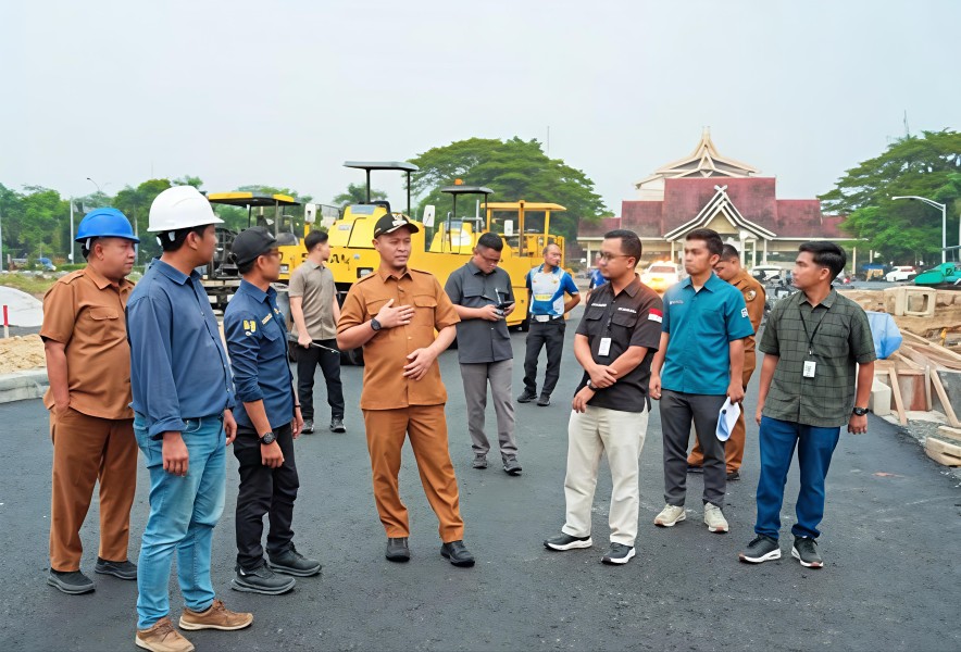 40 KM Jalan Rusak di Pekanbaru Mulus, Wako Agung Kebut Sisa 20 KM Hingga Akhir Tahun