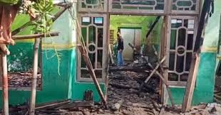 Gunakan Bensin,  Suami Bakar Istri dan Anak hingga Tewas saat Tertidur Lelap