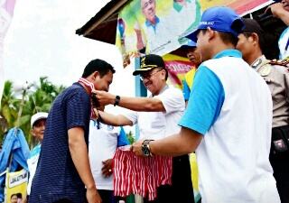 Wabup Rosman Tutup Turnamen Sepakbola Persiben Cup 2017