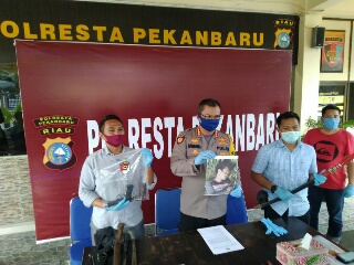 Sempat Lukai Petugas dengan Samurai, Resedivis Tewas Kena Timah Panas